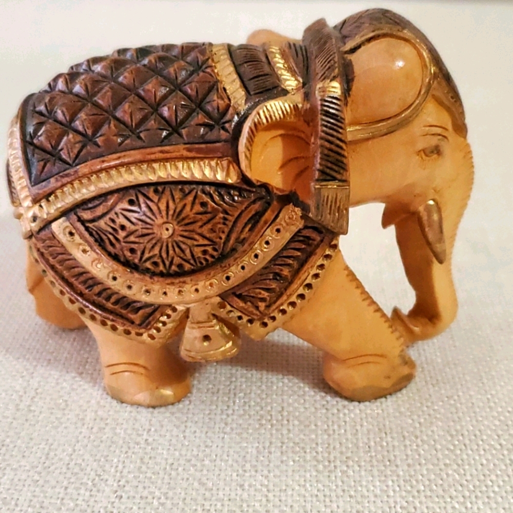 Indian Hand Carved Wooden Elephant Sculpture Hand